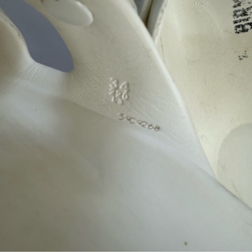 Birkenstock Arizona Sandals Youth Size 3 EU 34 Shoes EVA Beach White Washable - Picture 9 of 11